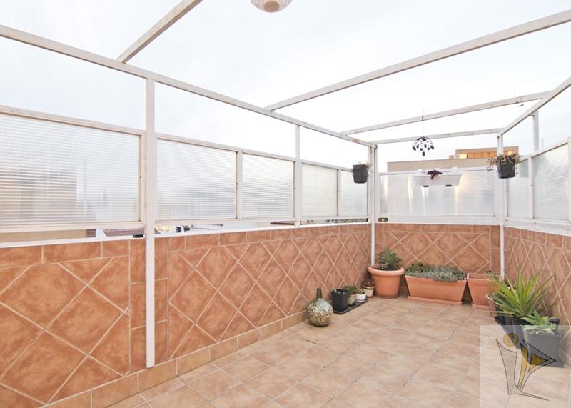 For sale of penthouse in Motril