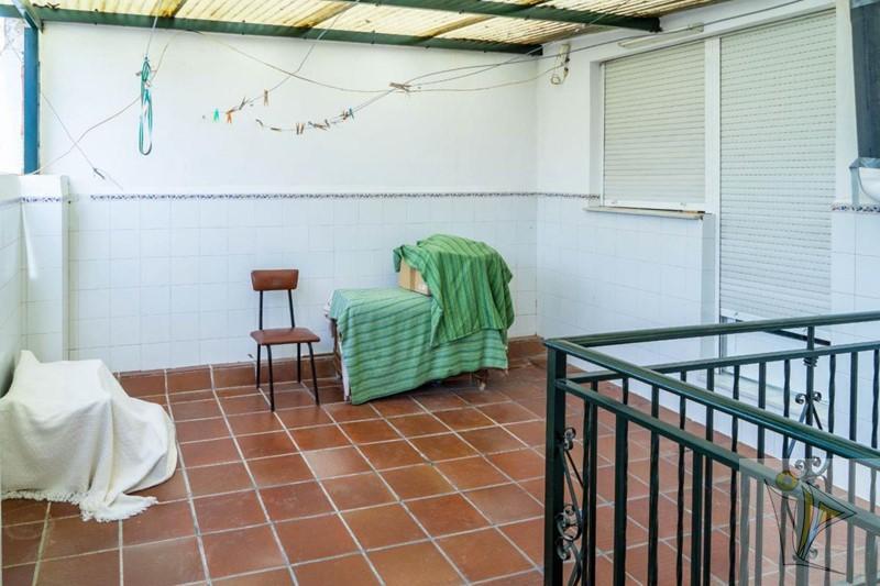 For sale of house in Granada