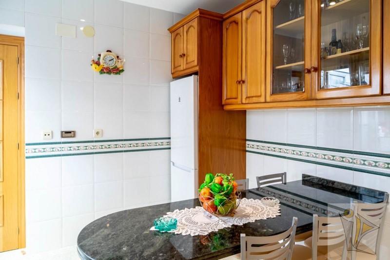 For sale of house in Granada