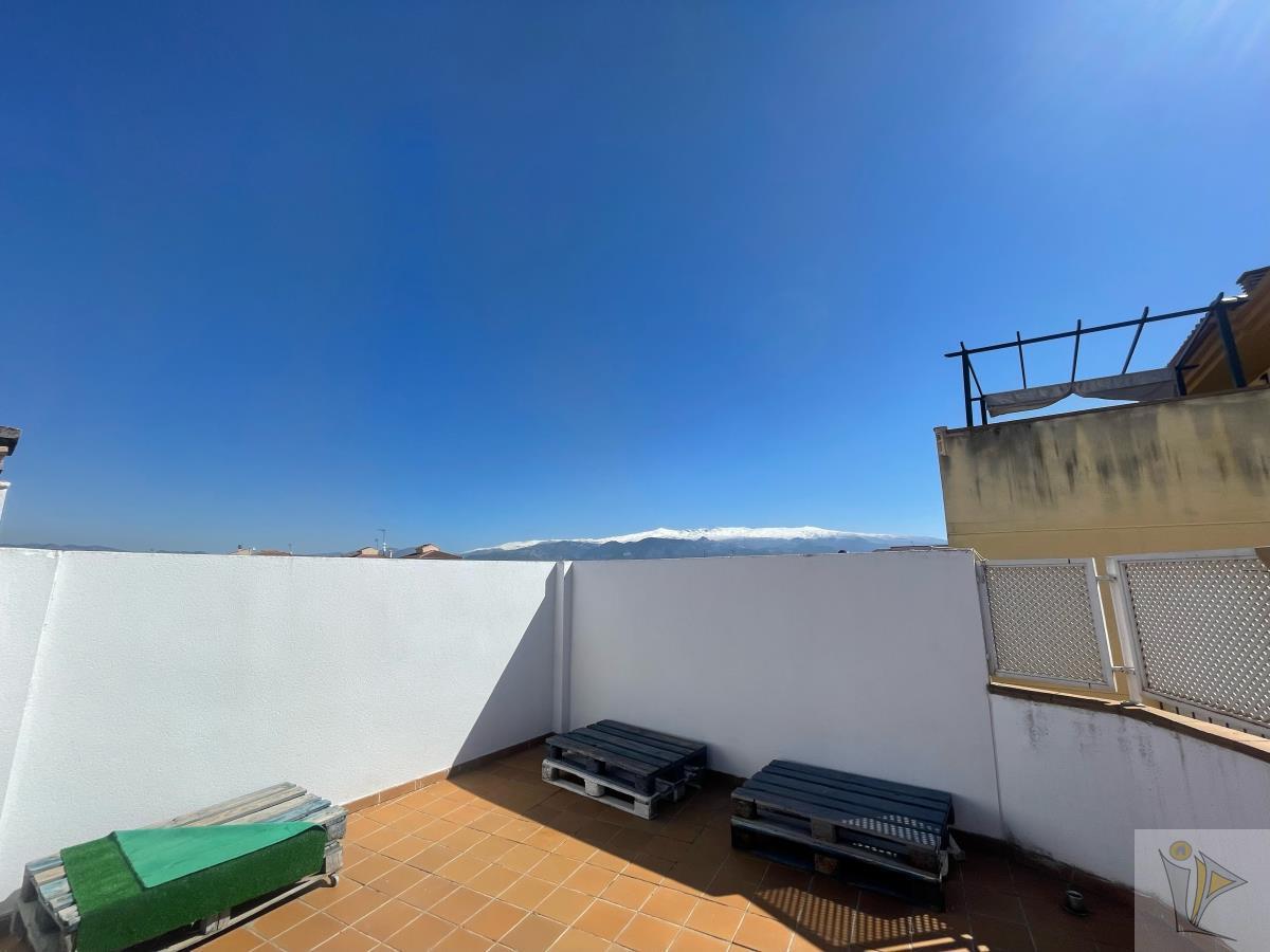 For sale of penthouse in Cúllar Vega