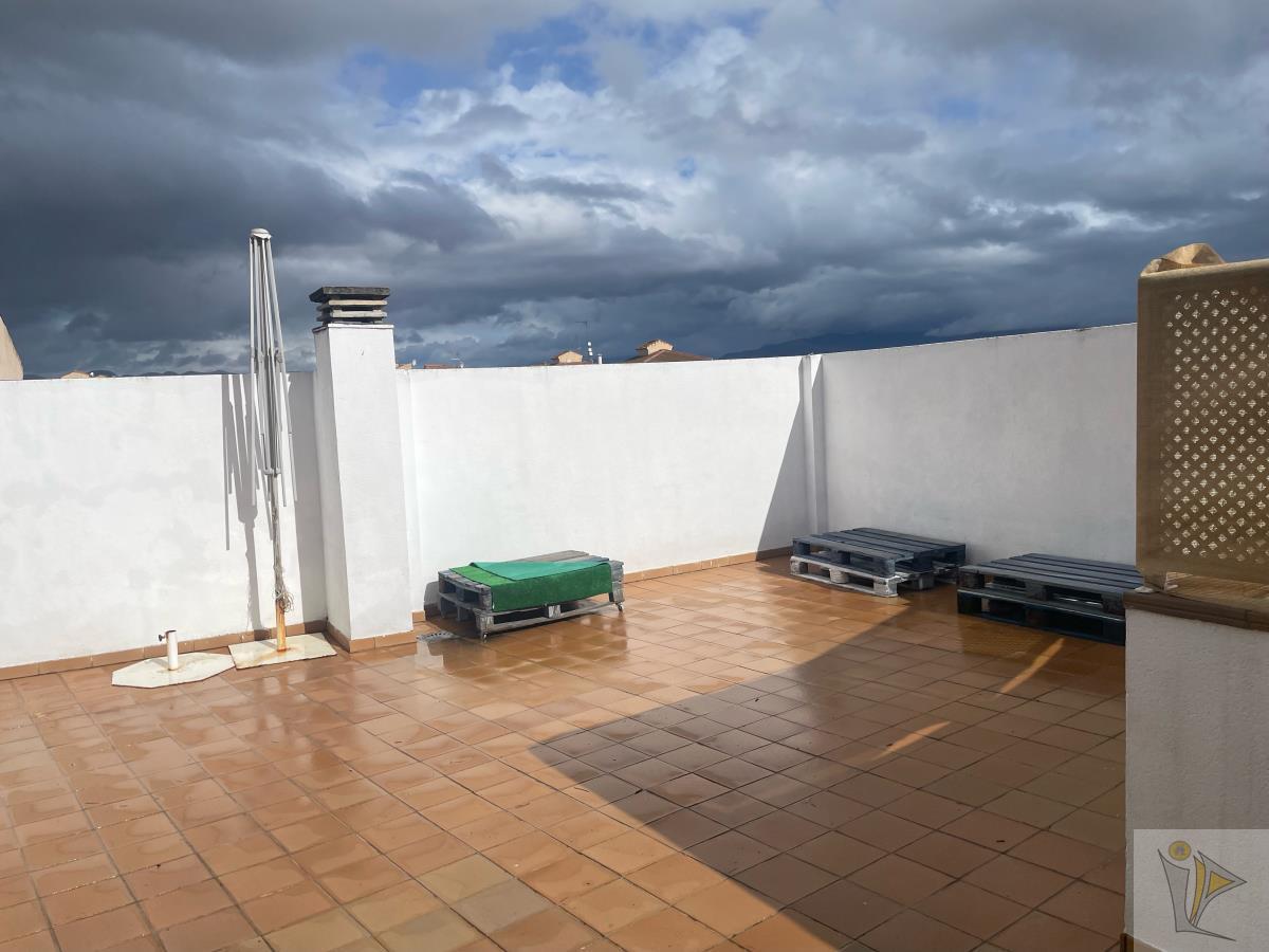 For sale of penthouse in Cúllar Vega