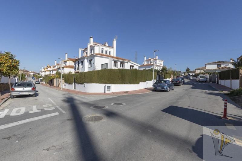 For sale of chalet in Albolote