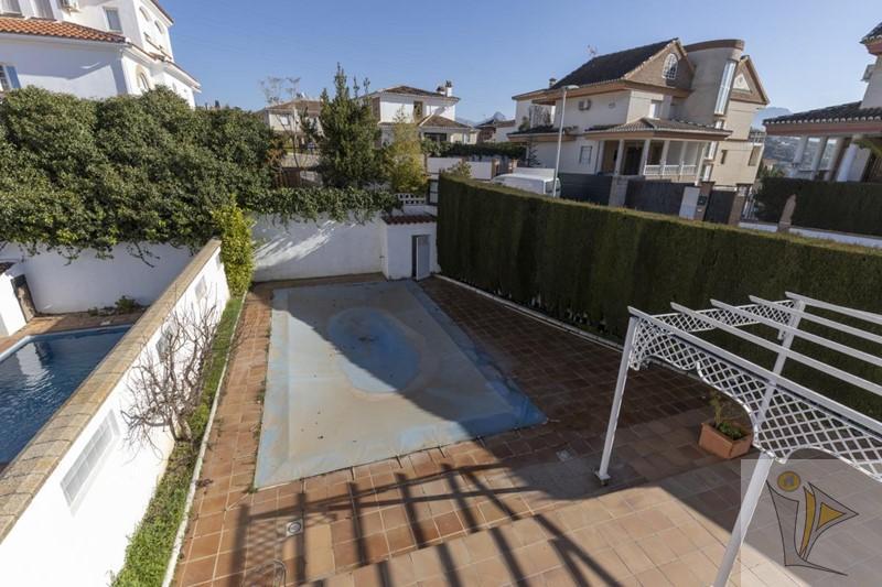 Venta de chalet en Albolote