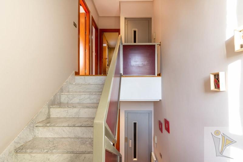 For sale of house in Granada