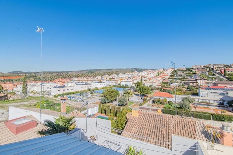 For sale of house in Huétor Vega