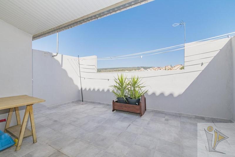 For sale of house in Huétor Vega