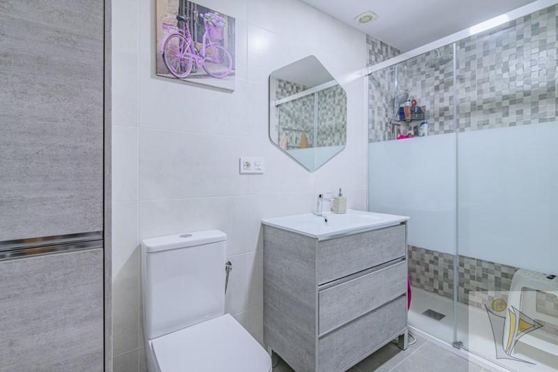 For sale of house in Huétor Vega
