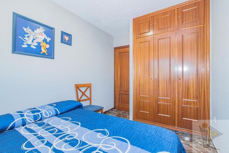 For sale of house in Huétor Vega