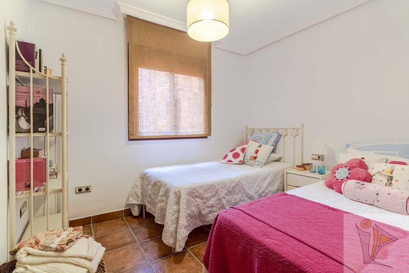 For sale of flat in Motril