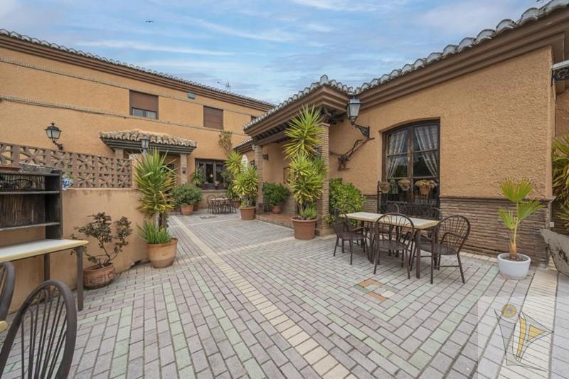 For sale of chalet in Otura