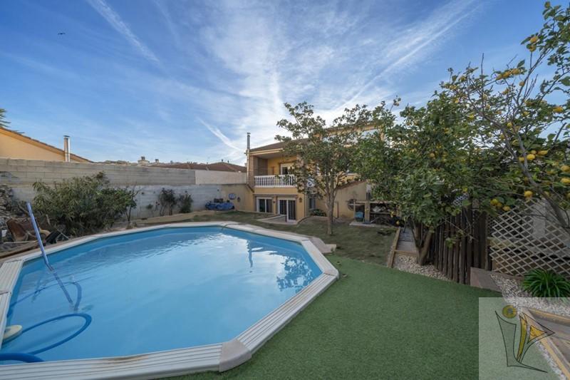 Venta de chalet en Otura