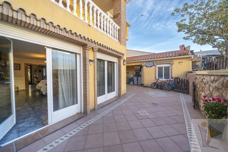 Venta de chalet en Otura