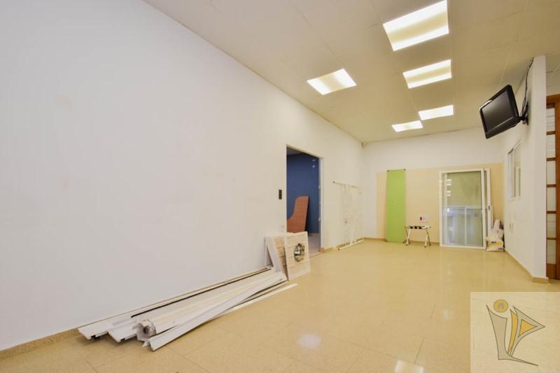 For sale of commercial in Atarfe