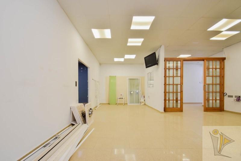 For sale of commercial in Atarfe