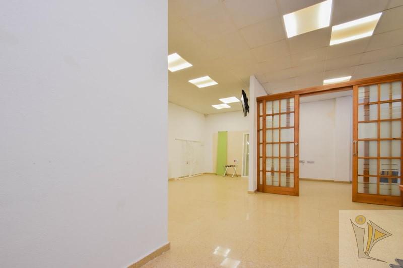 For sale of commercial in Atarfe