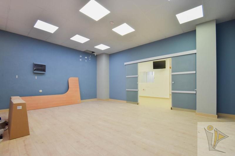 For sale of commercial in Atarfe