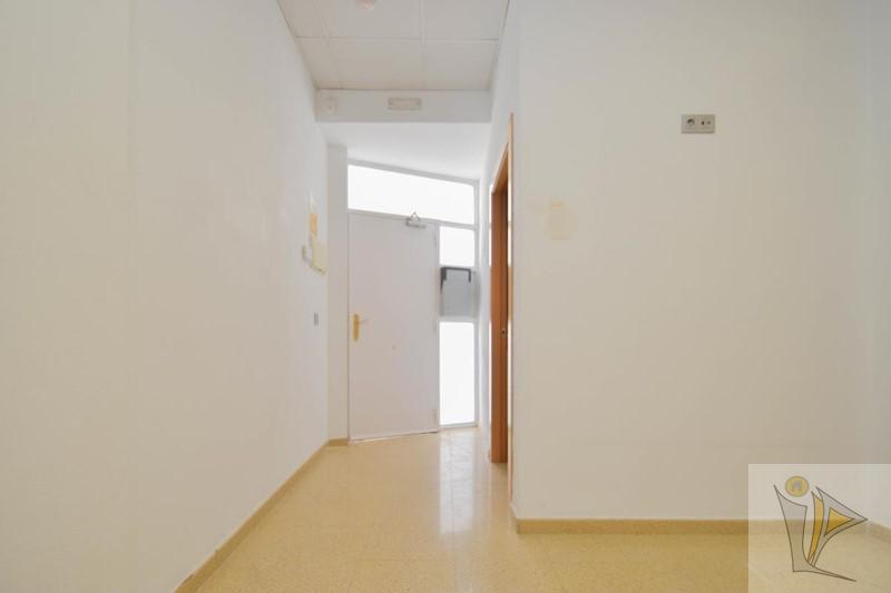 For sale of commercial in Atarfe