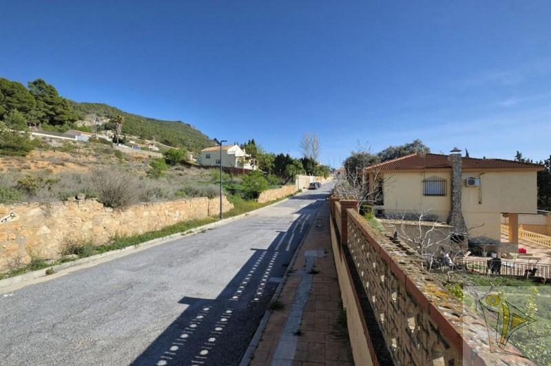 For sale of land in Padul