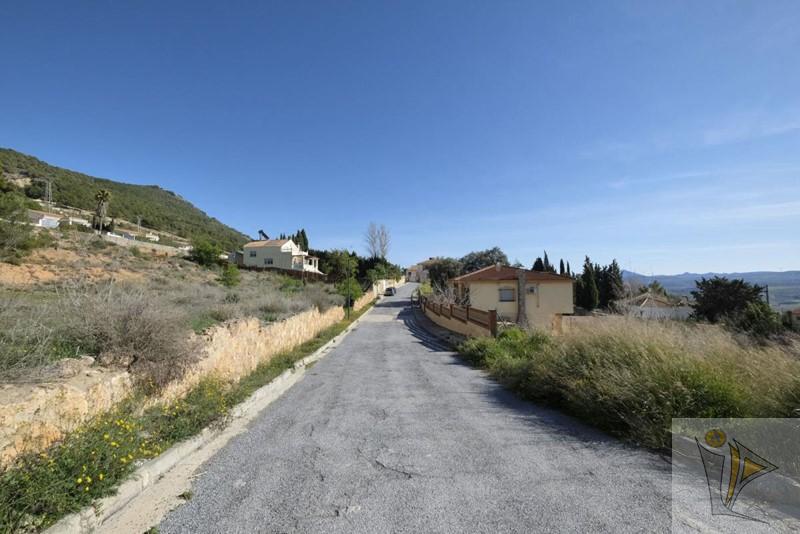 For sale of land in Padul