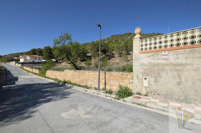 For sale of land in Padul