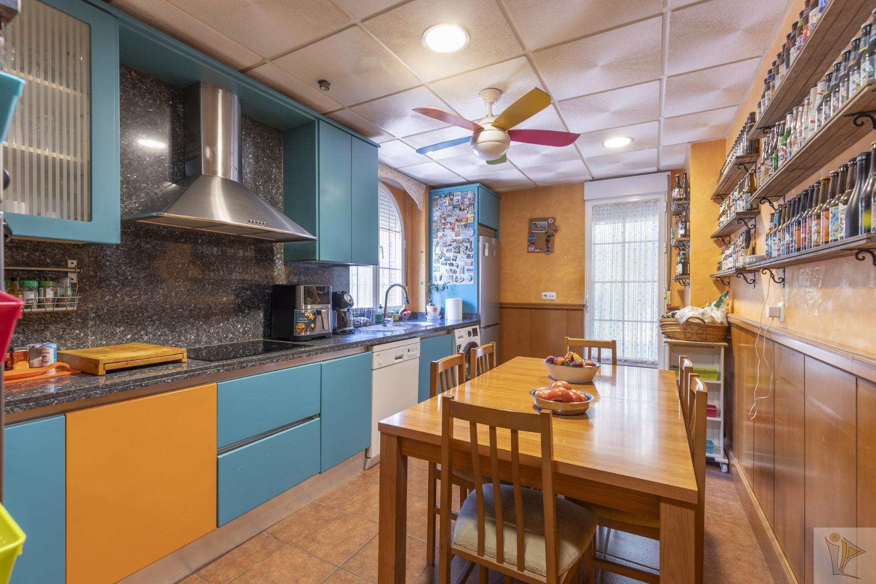 For sale of chalet in Otura