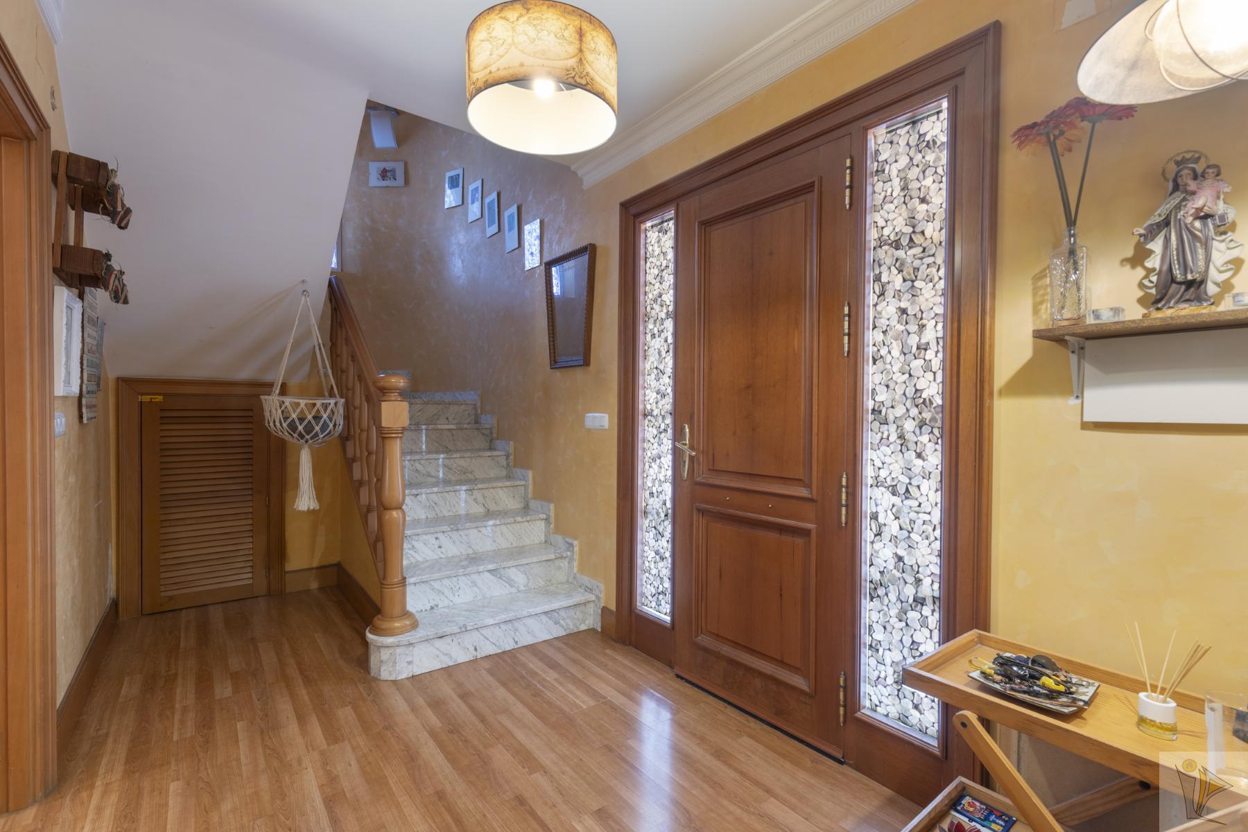 For sale of chalet in Otura