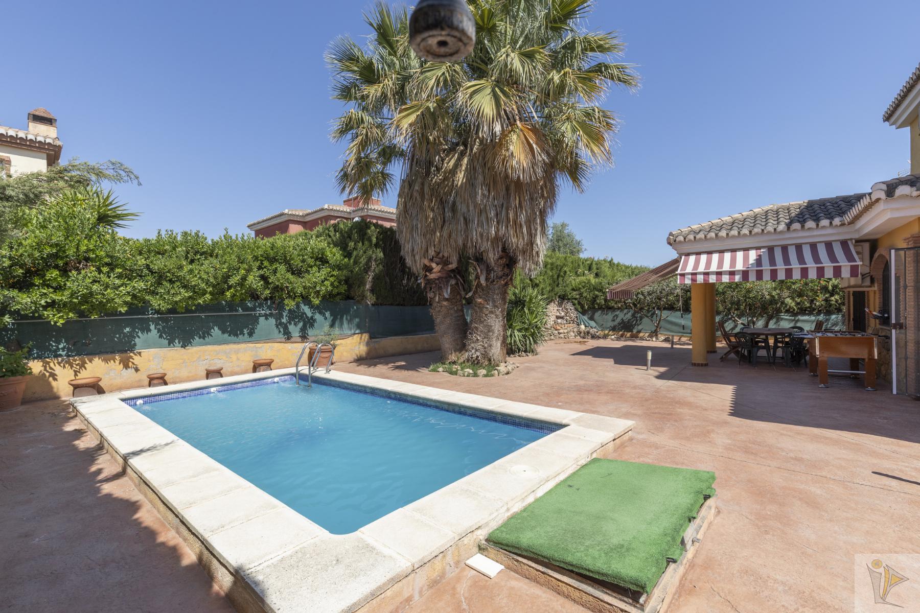 For sale of chalet in Otura