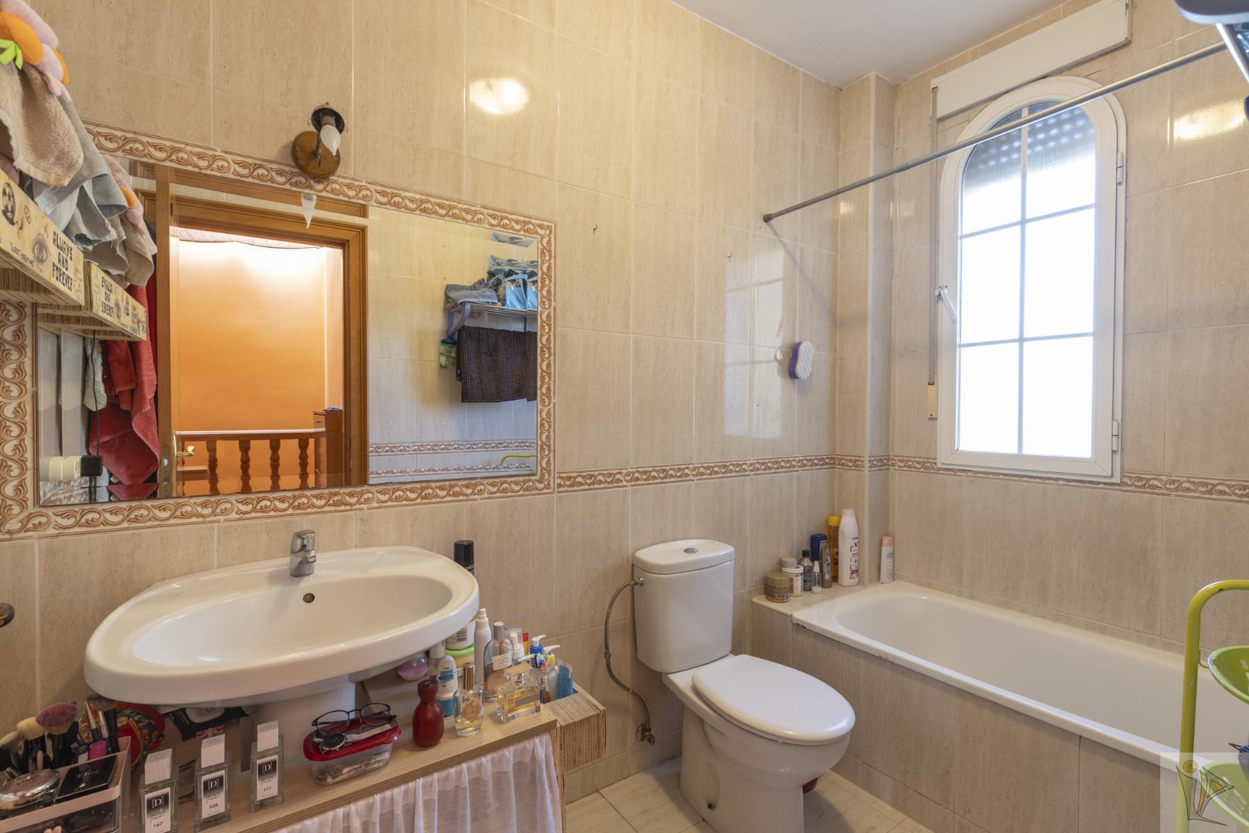 For sale of chalet in Otura