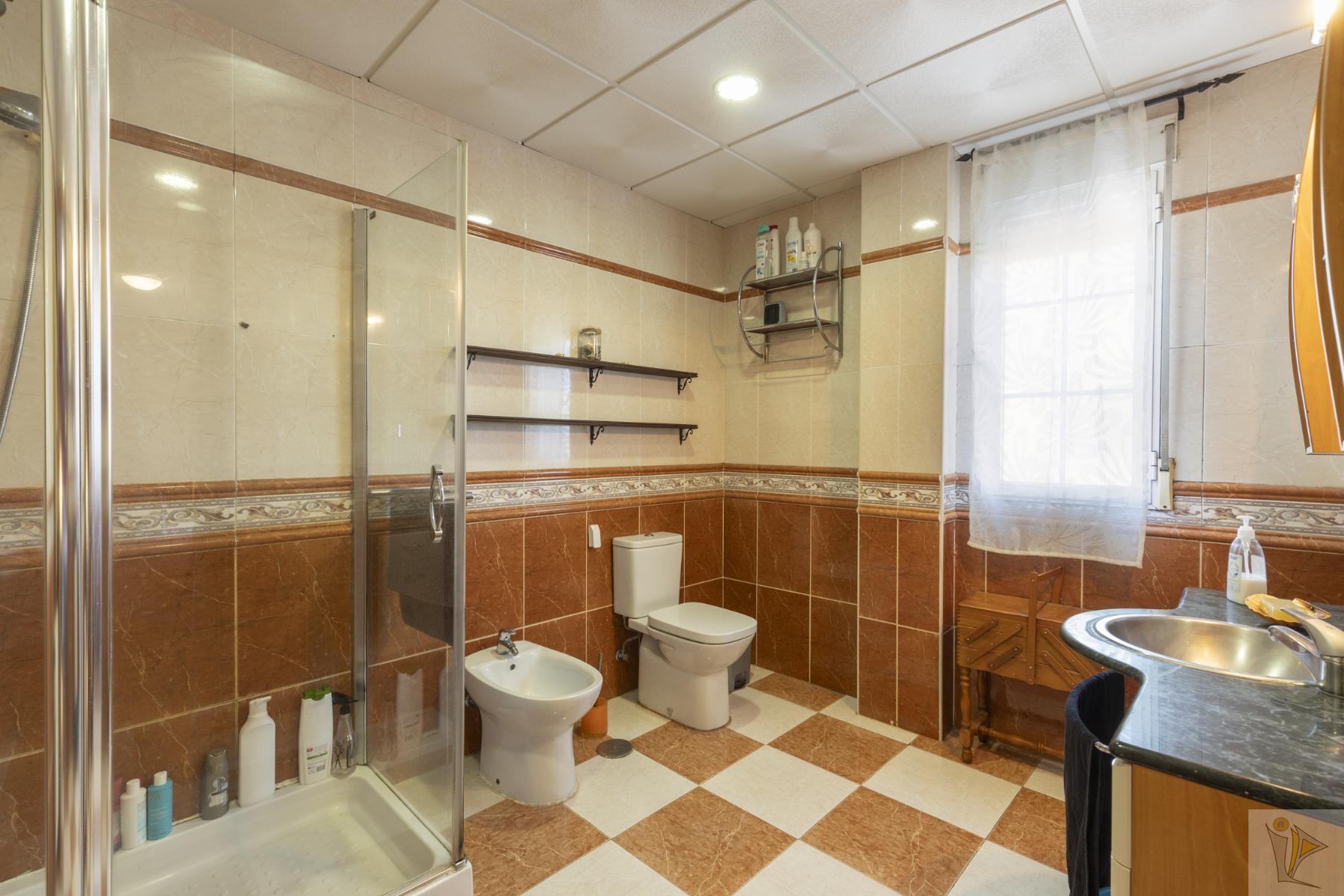 For sale of chalet in Otura