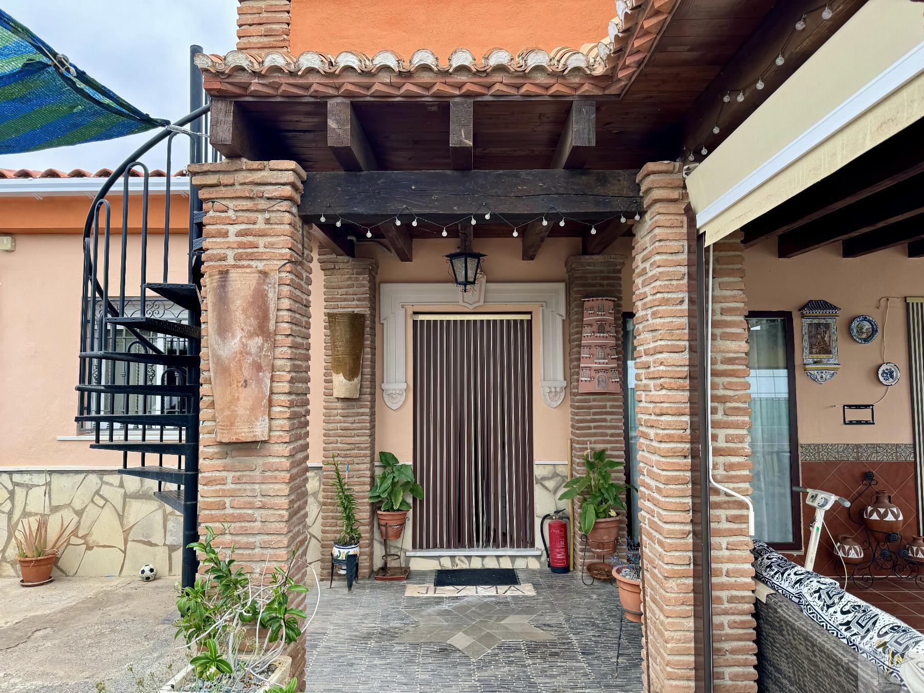 Venta de finca rústica en Molvízar