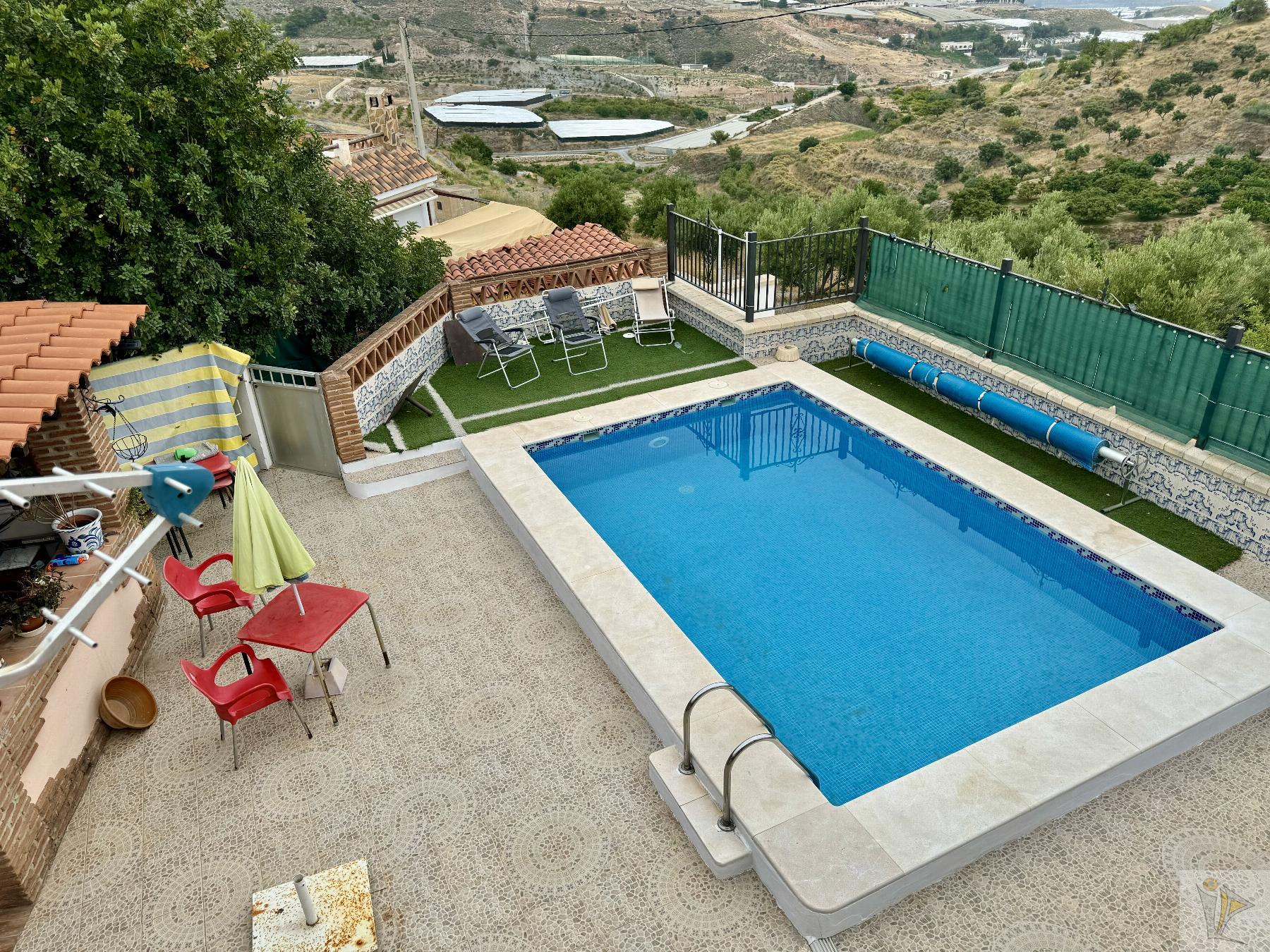 Venta de finca rústica en Molvízar