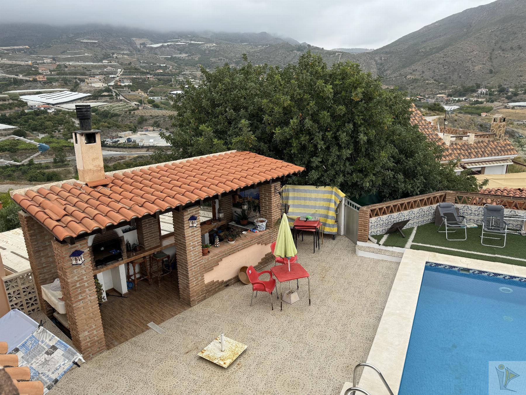 Venta de finca rústica en Molvízar