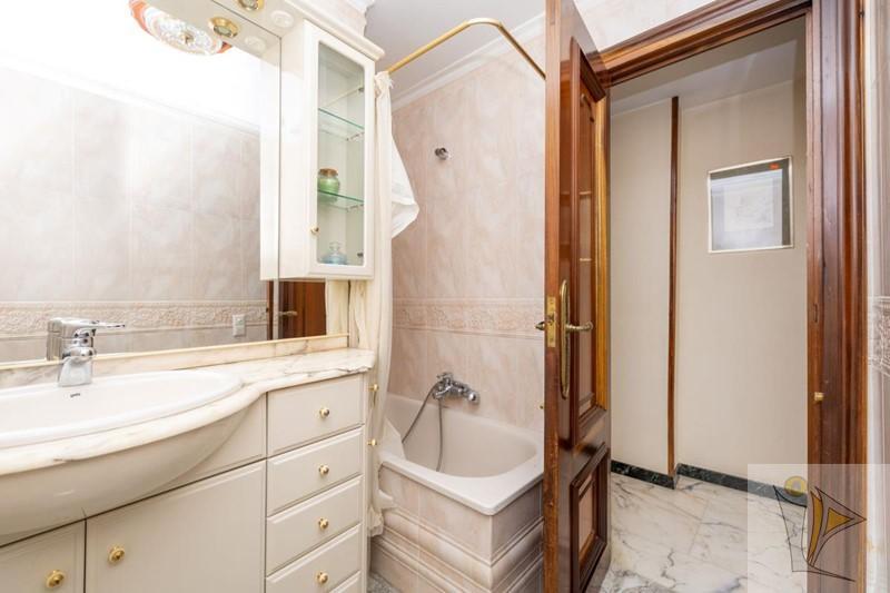 Venta de piso en Granada