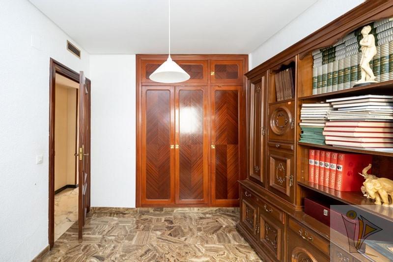 Venta de piso en Granada