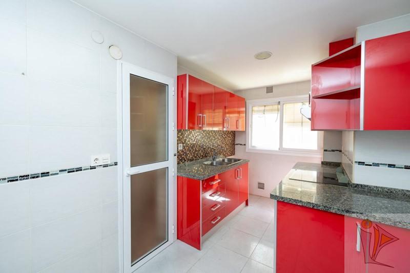 For sale of flat in Granada