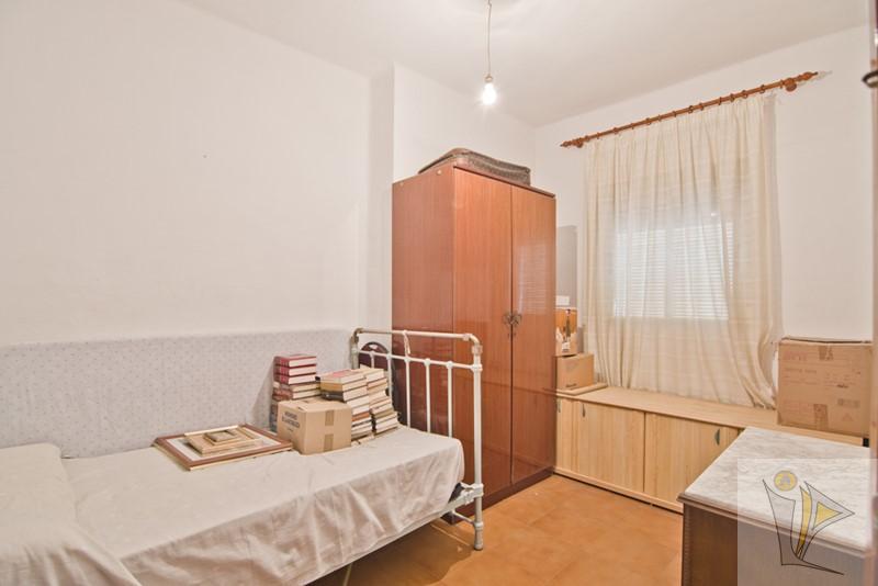 For sale of flat in Motril