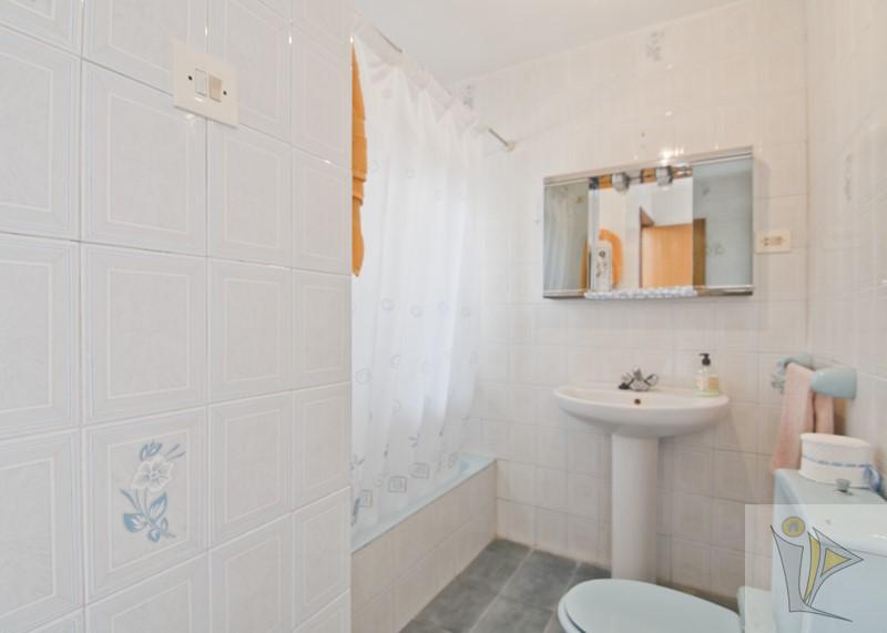 For sale of flat in Motril