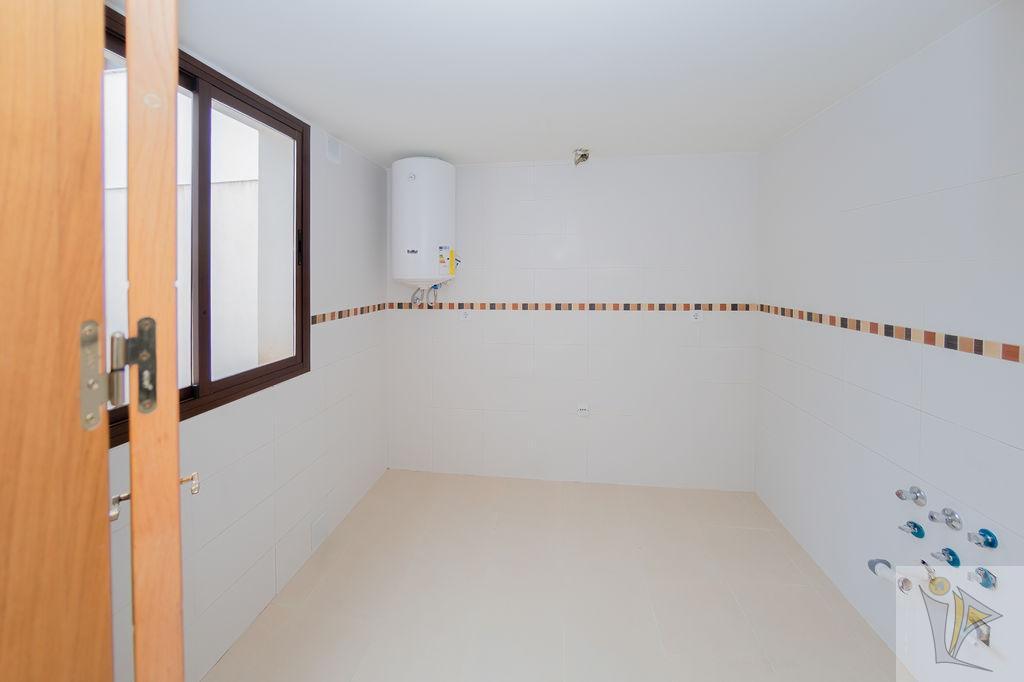 For sale of flat in Churriana de la Vega