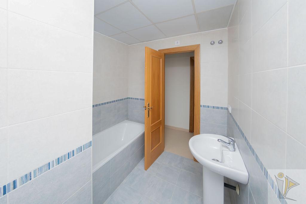 For sale of flat in Churriana de la Vega