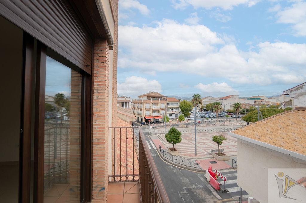 For sale of flat in Churriana de la Vega