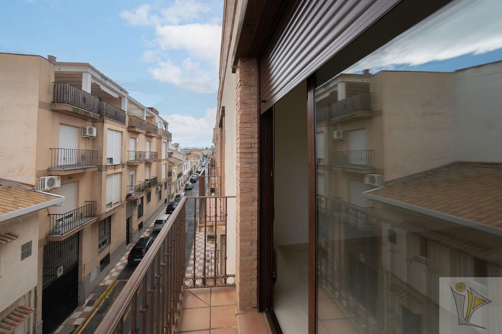 For sale of flat in Churriana de la Vega