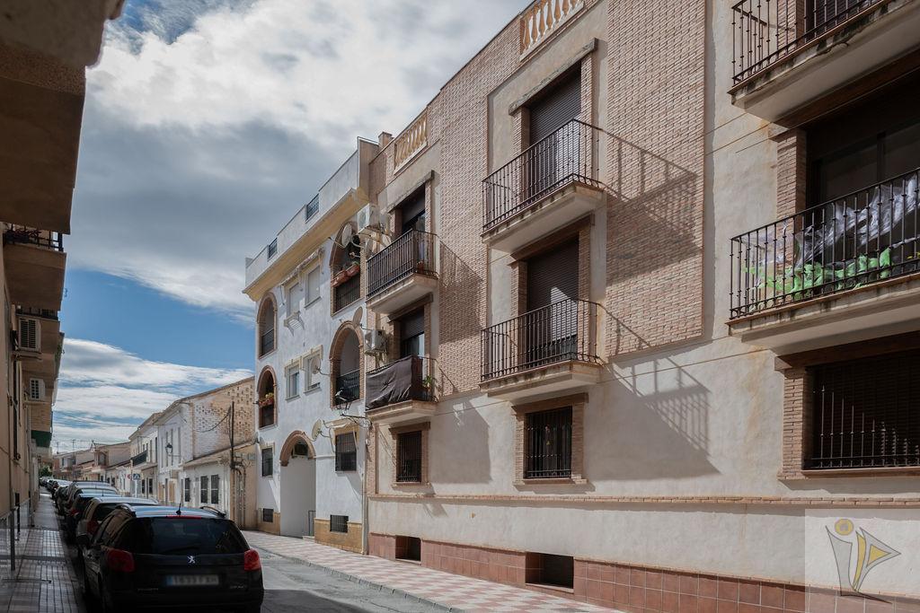 For sale of flat in Churriana de la Vega