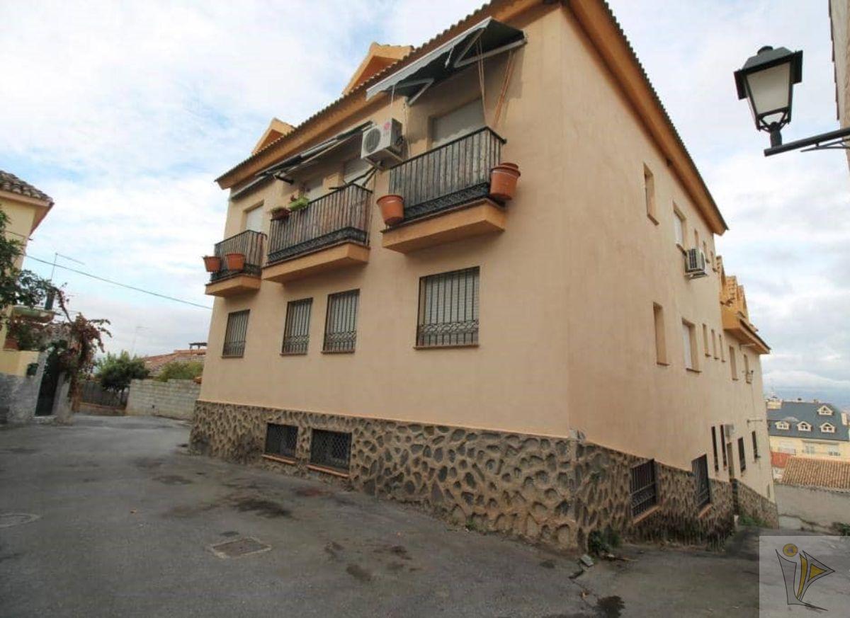 For sale of flat in Monachil