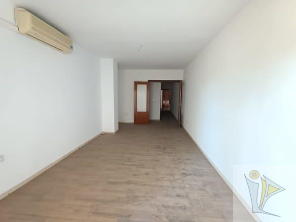 For sale of flat in Motril