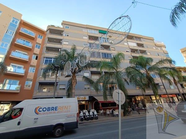 For sale of flat in Motril