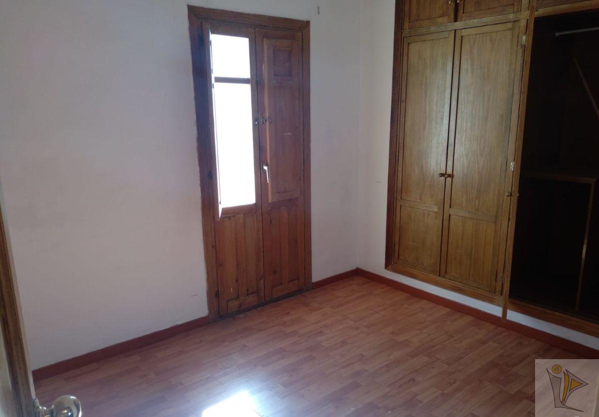 For sale of house in Pulianas