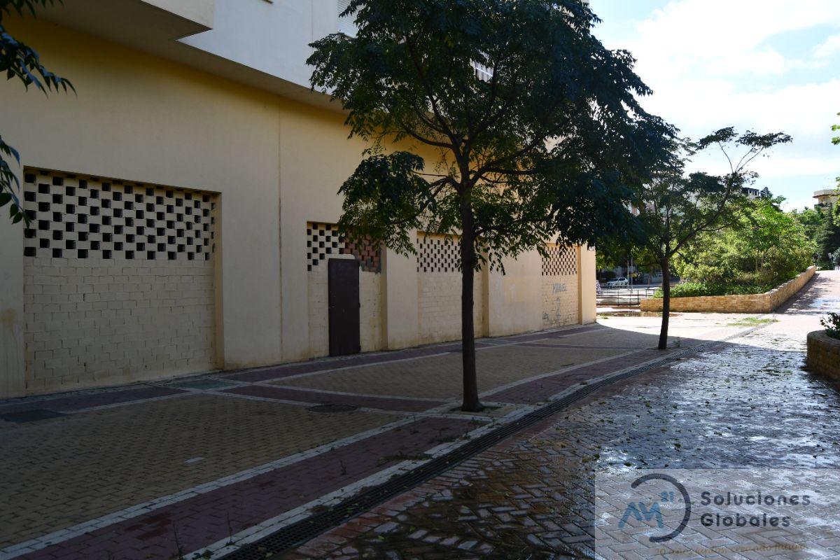 Sprzedaż z local comercial w Estepona