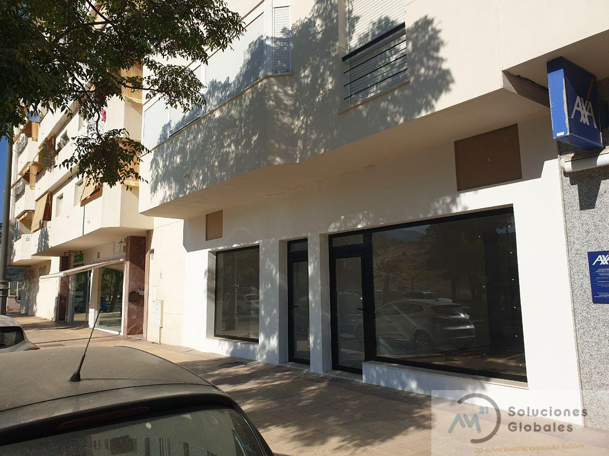 For rent of commercial in Estepona