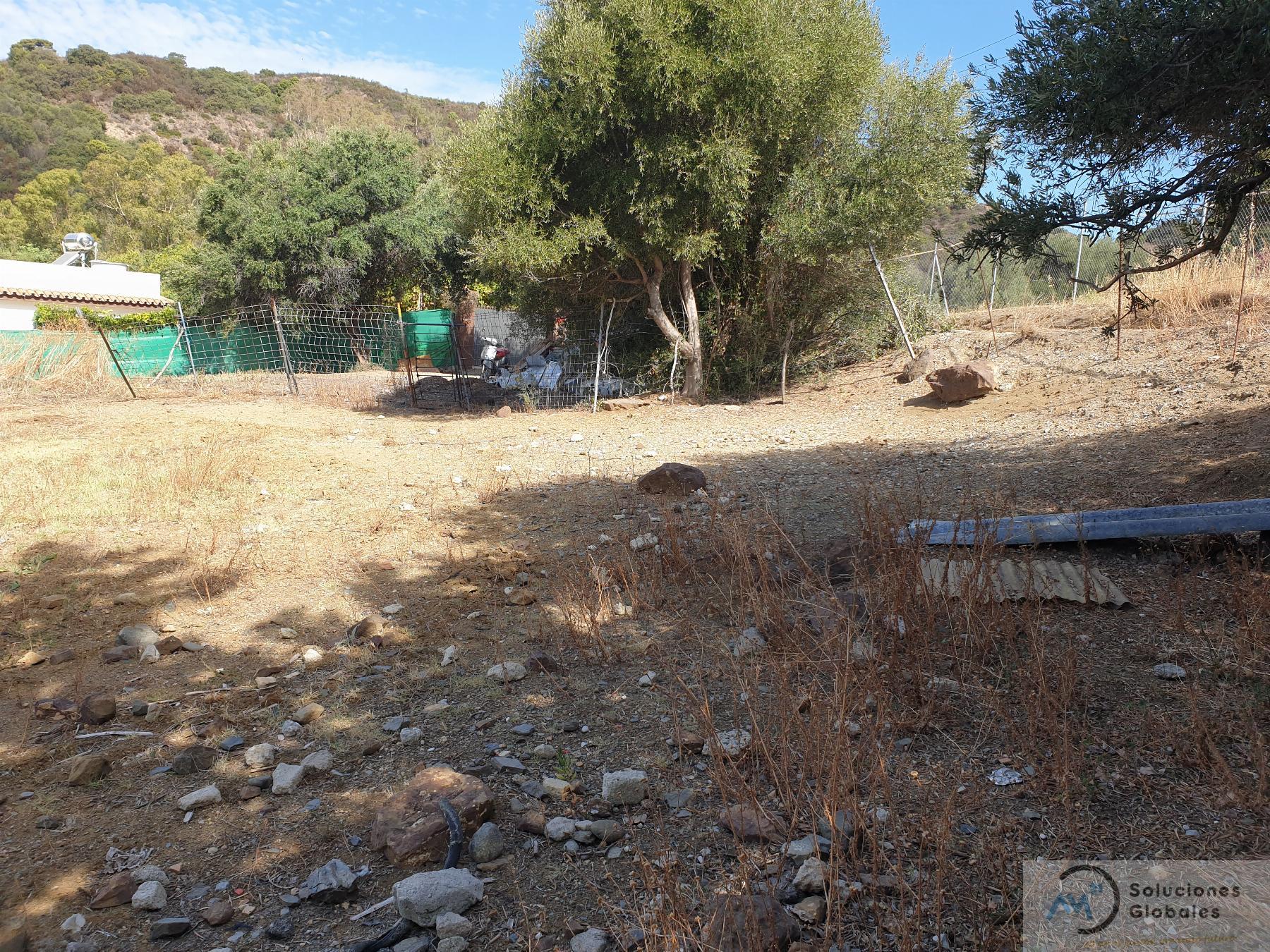 For sale of land in Estepona