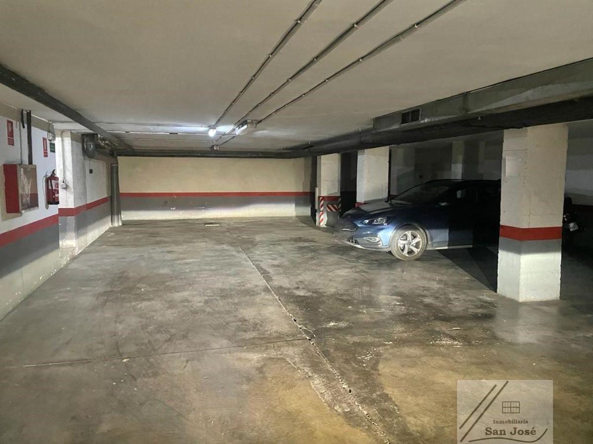 For sale of garage in Cuenca